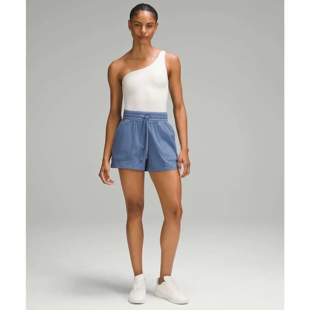Lululemon Dance Studio High Rise Short 3.5” Oasis Blue Size 6 Women’s